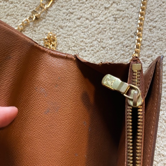 Authentic Louis Vuitton Sarah classic monogram canvas wallet on chain crossbody - Picture 12 of 13